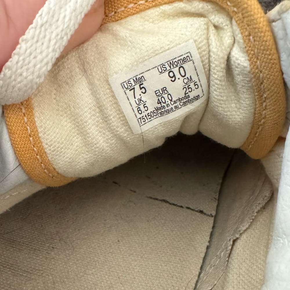 Yellow Vans Old Skool - Picture 4 of 8